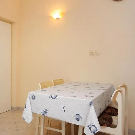 With A Parking Space Kampor, Rab - 4972 Apartment Kampor