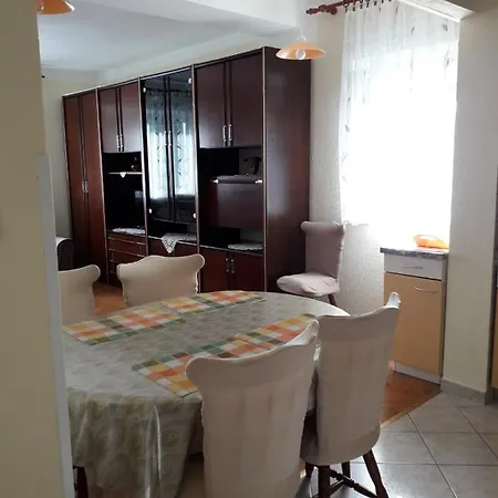 Apartment With Parking Space Kampor, Rab - 4972 *